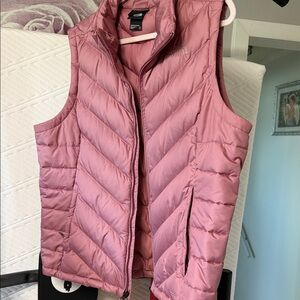 The North Face Women's Dusty Rose Quilted Packable Vest